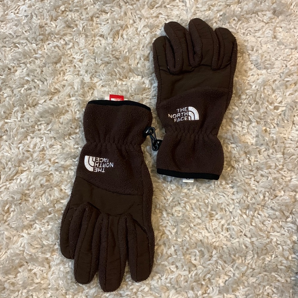Brown The North Face fleece gloves